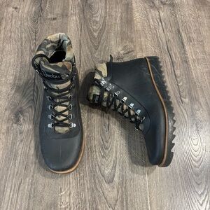 Jambu Womens Rainey-Hiker Waterproof Lace Up Boots - Black and Camo Size 8